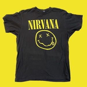 Iconic Nirvana Smiley Tee Size Large